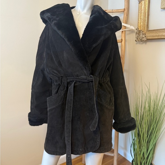 Wilsons Leather Jacket Black Suede Faux Vegan Fur Trim Vintage Retro 90’s Large - Picture 1 of 9
